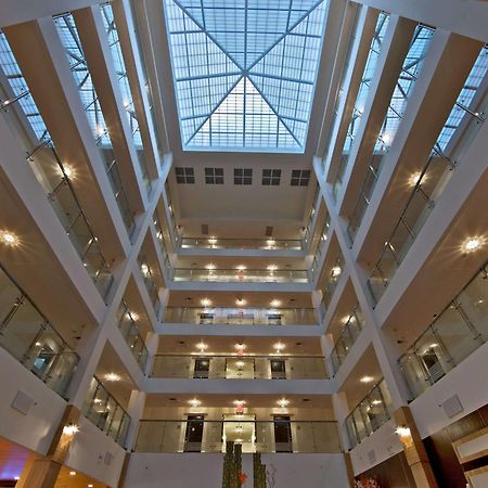 Doubletree By Hilton Sarasota Bradenton Airport Hotel Bagian luar foto
