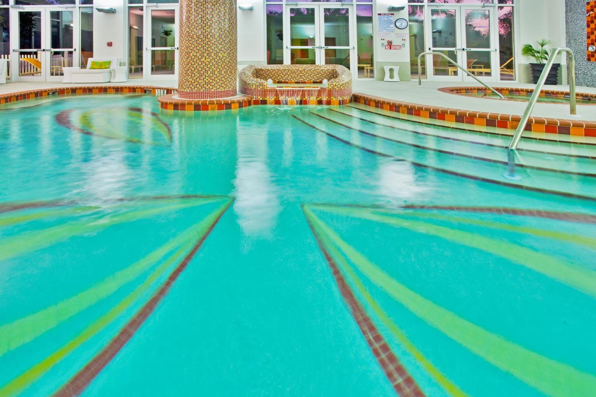 Doubletree By Hilton Sarasota Bradenton Airport Hotel Bagian luar foto
